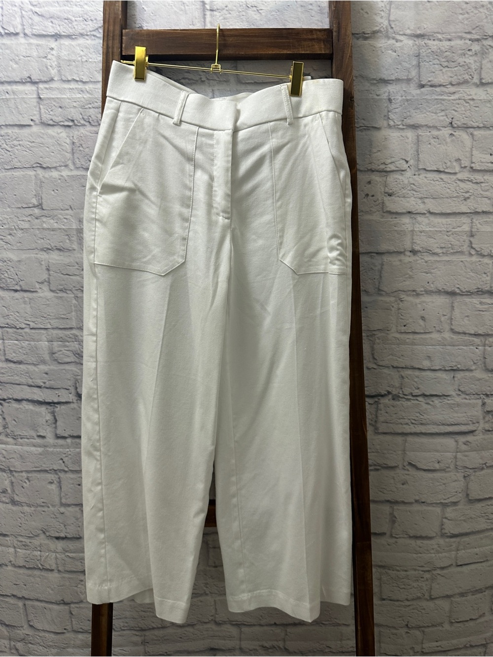 Cropped Wide-Leg Ankle Pants in White
